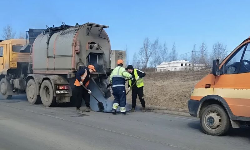 ​Губернатор Михаил Евраев назвал ключевые объекты дорожного сезона этого года