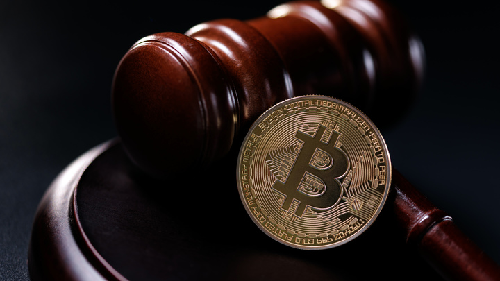 Биткоины осужденного экс-следователя Тамбиева возвращаются в доход государства