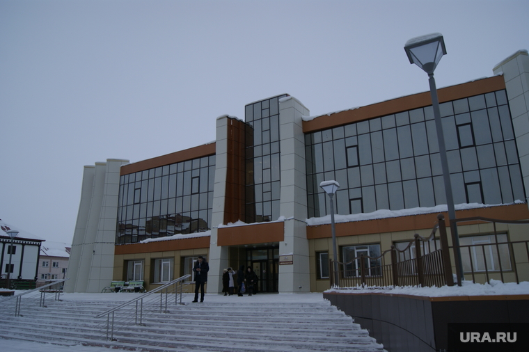 Дворец искусств сургут. Мегион дворец. Мегион дворец. Мегион дворец. Жемчужина мегион.