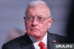Россия могла бы взять под контроль восточные территории Украины, отмечает Келлог