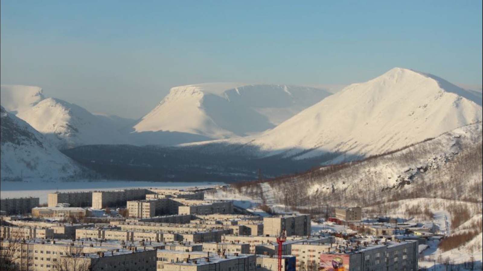 горы в апатитах