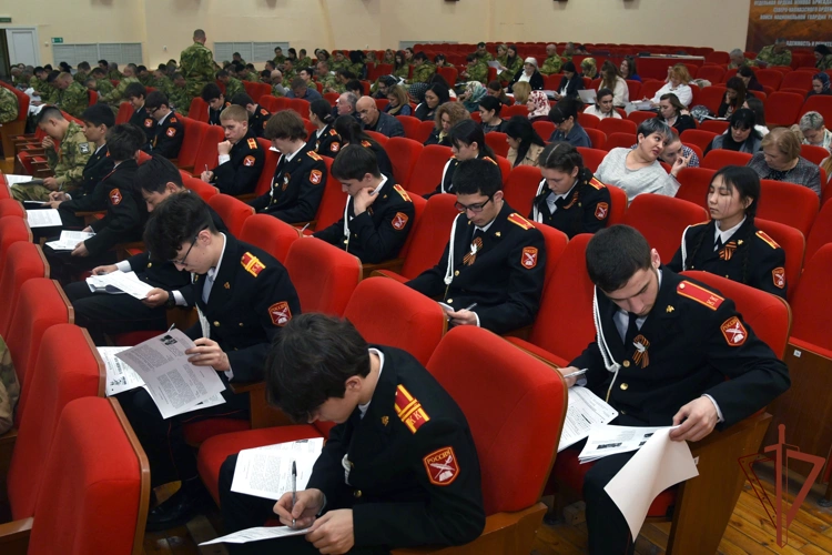 Росгвардия на Северном Кавказе присоединилась к Международной акции «Диктант Победы»