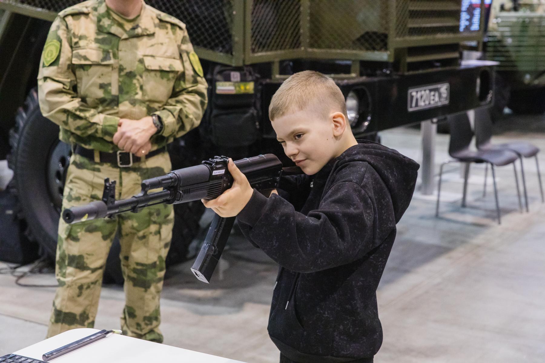 Фото Дом на колёсах, мощные машины и лодки. Опубликованы фото крупнейшей выставки «Активный отдых» в новосибирском Экспоцентре 9