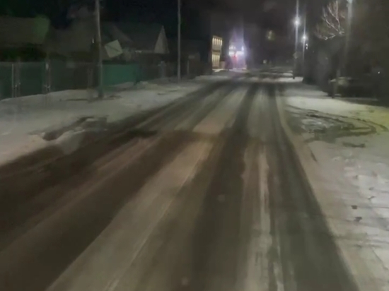Глава Тимашевска Николай Панин лично проконтролировал обработку дорог после снегопада