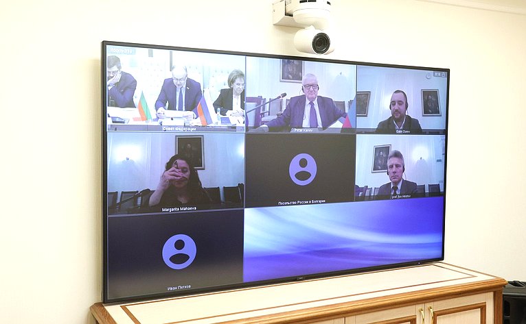 Совместное заседание представителей конструктивно настроенных фракций Народного Собрания Республики Болгарии с группой сенаторов Российской Федерации