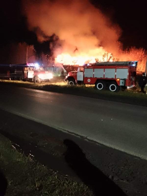 В Курской области сгорел нежилой дом