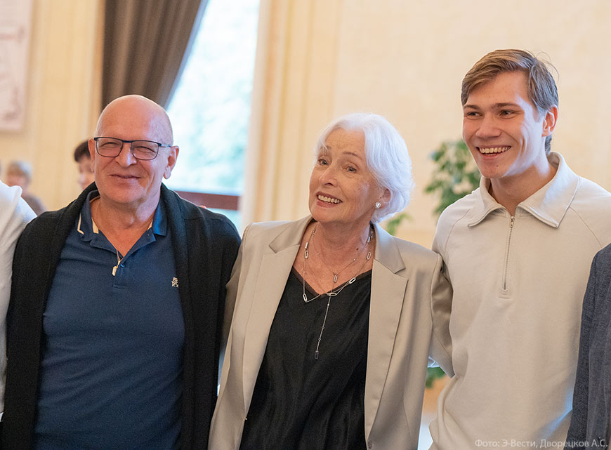 Московский Губернский театр начал 13-й сезон с покаяний