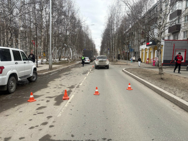 В ХМАО водитель Nissаn сбила на дороге 7-летнюю девочку