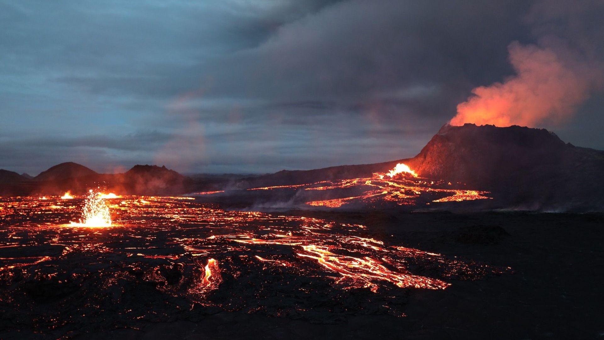 Dónde está el volcán etna