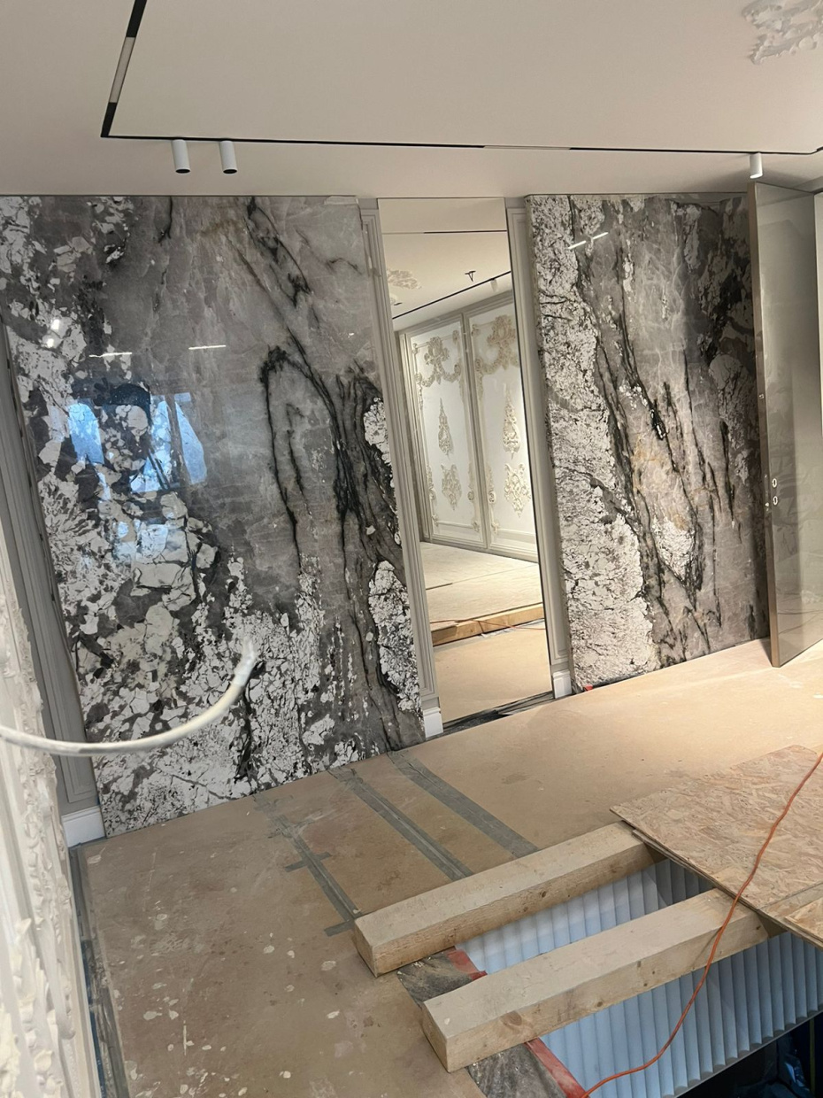 Отделка мрамором в доме Филиппа Киркорова