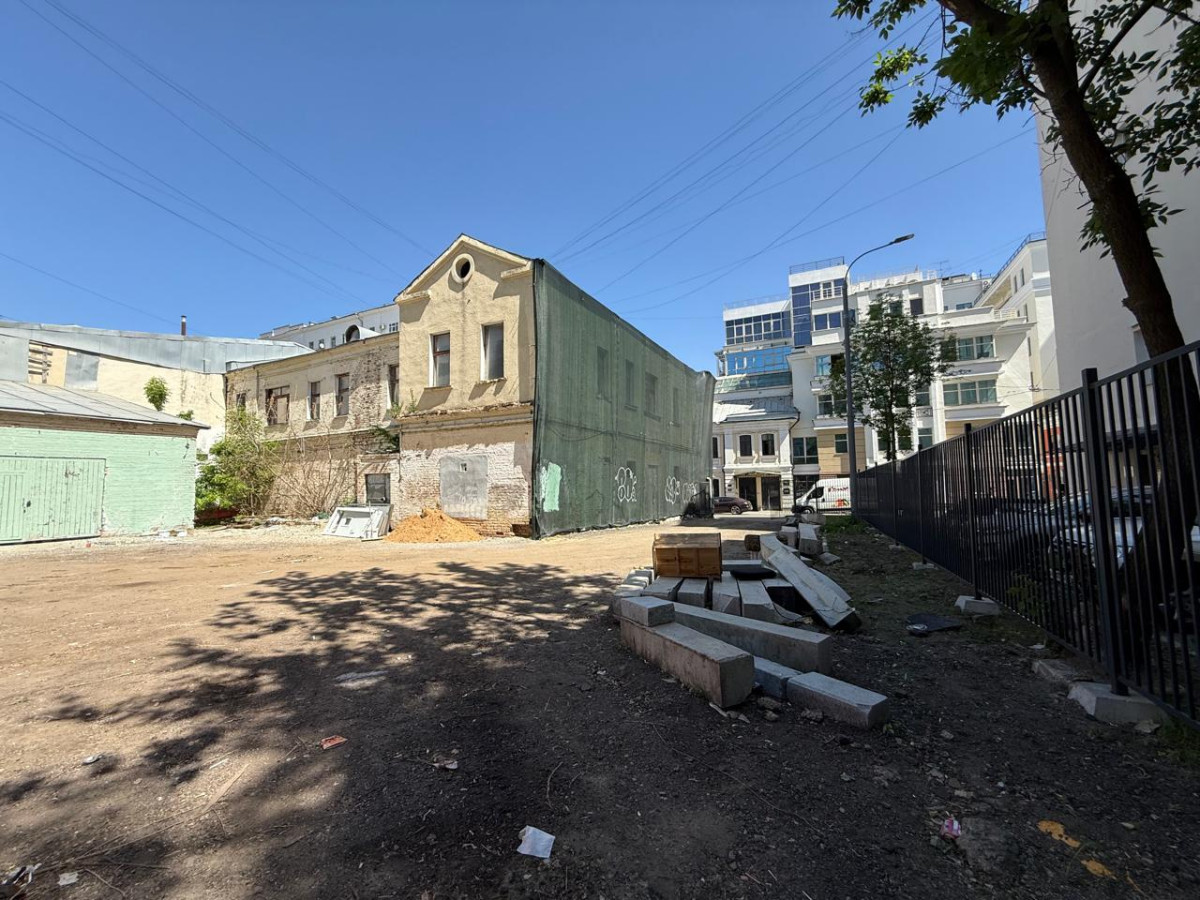 Что с представительством: как продавали здание в Москве и для чего нужно новое