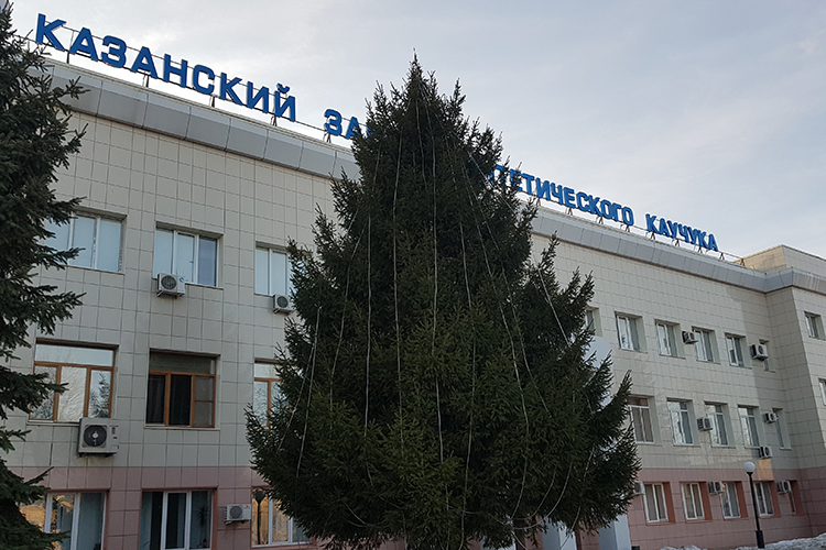По итогам 2024 года средняя зарплата на КЗСК выросла на 16,5% и составила 89,1 тыс. рублей