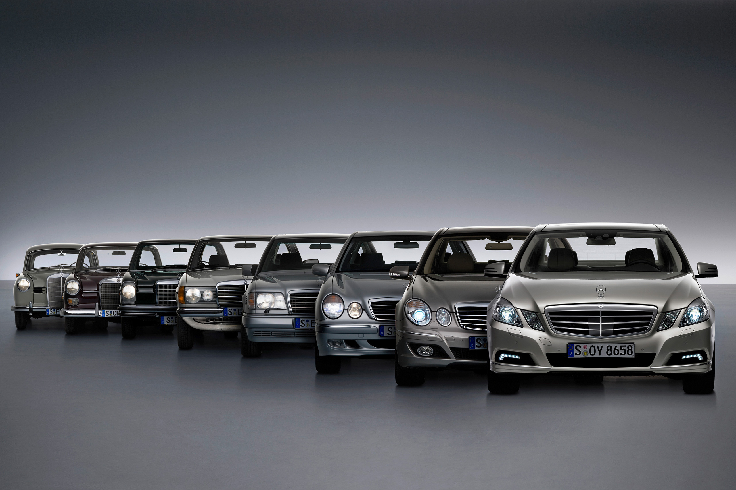 Модельный ряд автомобилей 2024 года цены. Эволюция Mercedes Benz е class. Кузова Мерседес Бенц s класс. Мерседес s500 Эволюция. Эволюция Мерседес s класса.