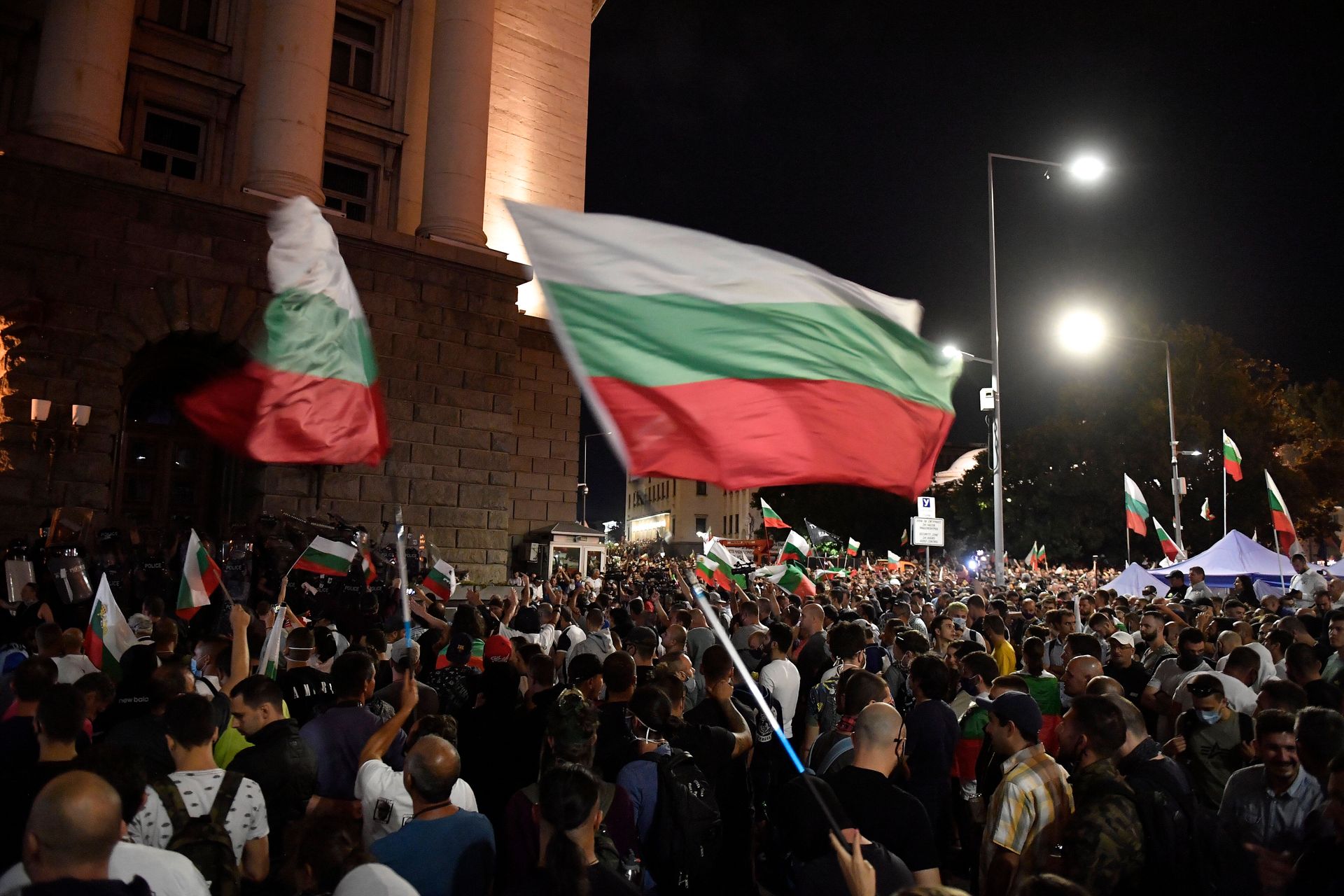Возрождение (партия, болгария). Болгария люди. Протесты в болгарии. Новости болгарии. Население болгарии.