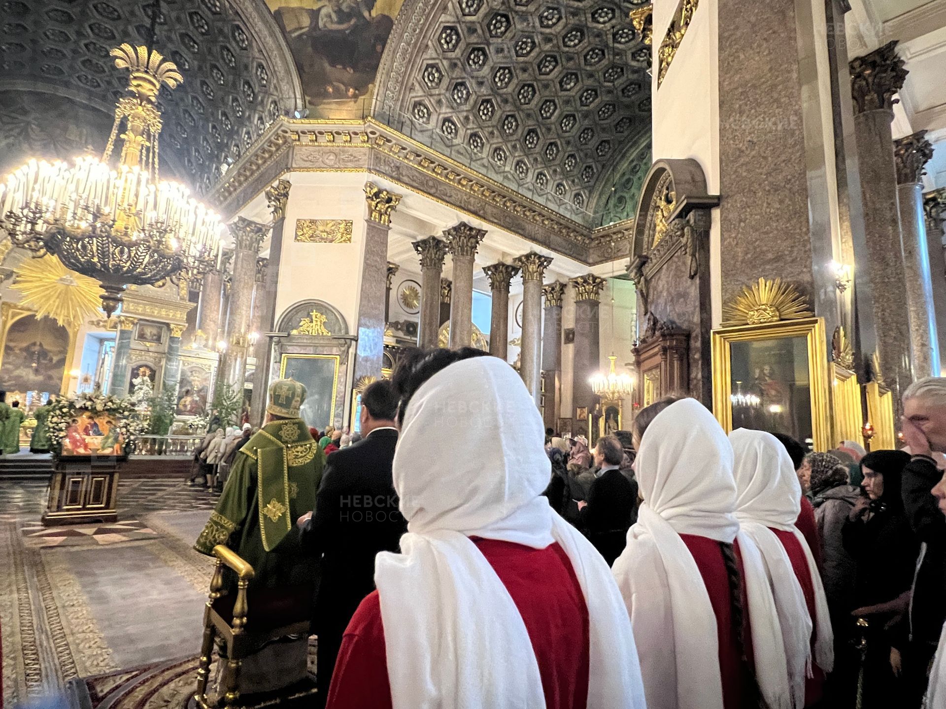 Знамена в Казанском соборе Санкт Петербург