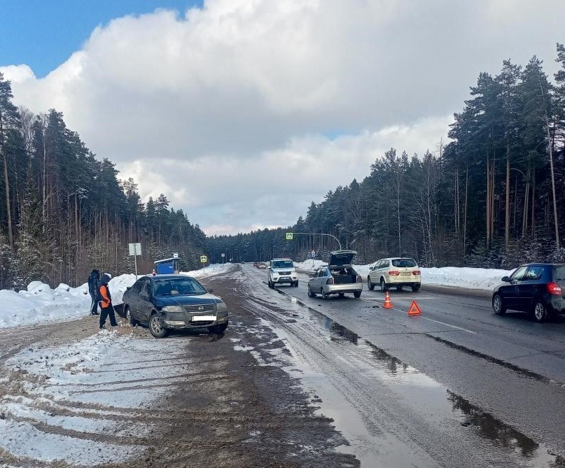 ДТП Кирово Чепецк Hyundai Приора Mitsubishi