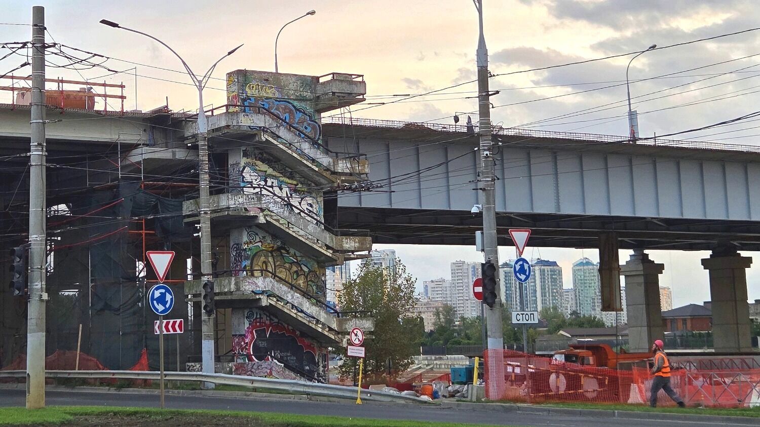 Что происходит на Тургеневском мосту: кратко о ходе строительства