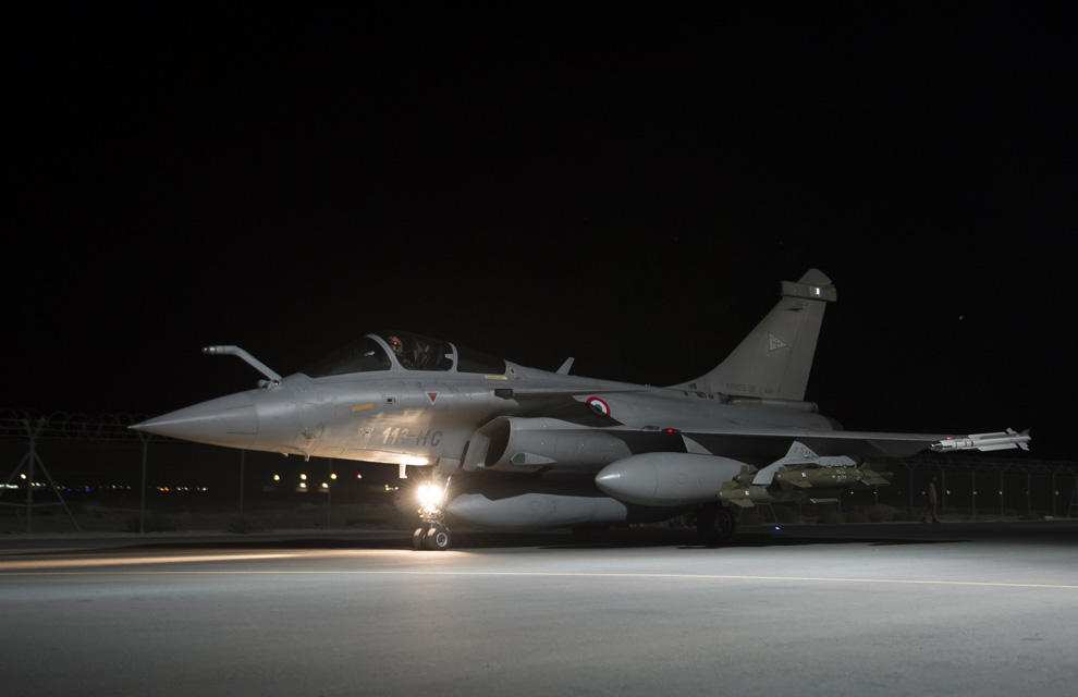 125 истребителей: CNN сообщил о «крупнейшем воздушном бое в истории» | Русская весна