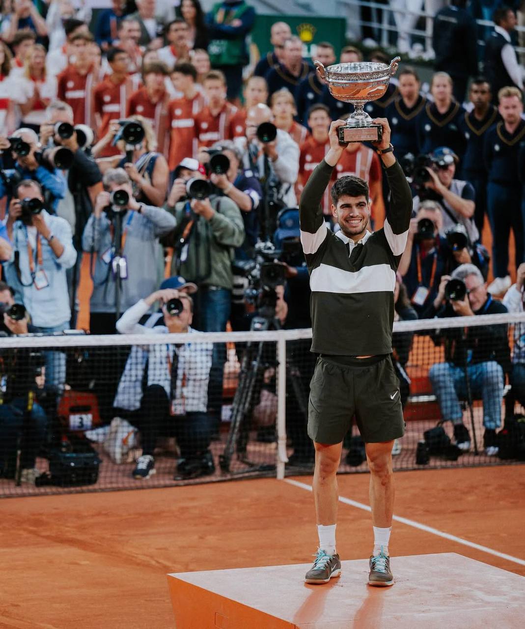 Карлос Алькарас стал победителем турнира Rolland-Garros (фото 1)
