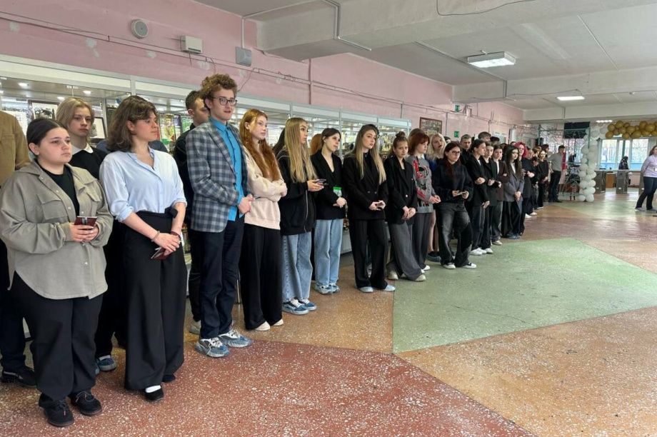 Камчатские школьники открыли сезон ЕГЭ. Фото: kamgov.ru. Фотография 2