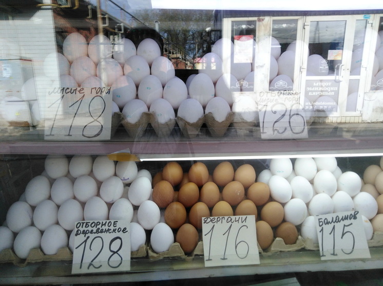 В Саратове за две недели до Пасхи подешевели яйца