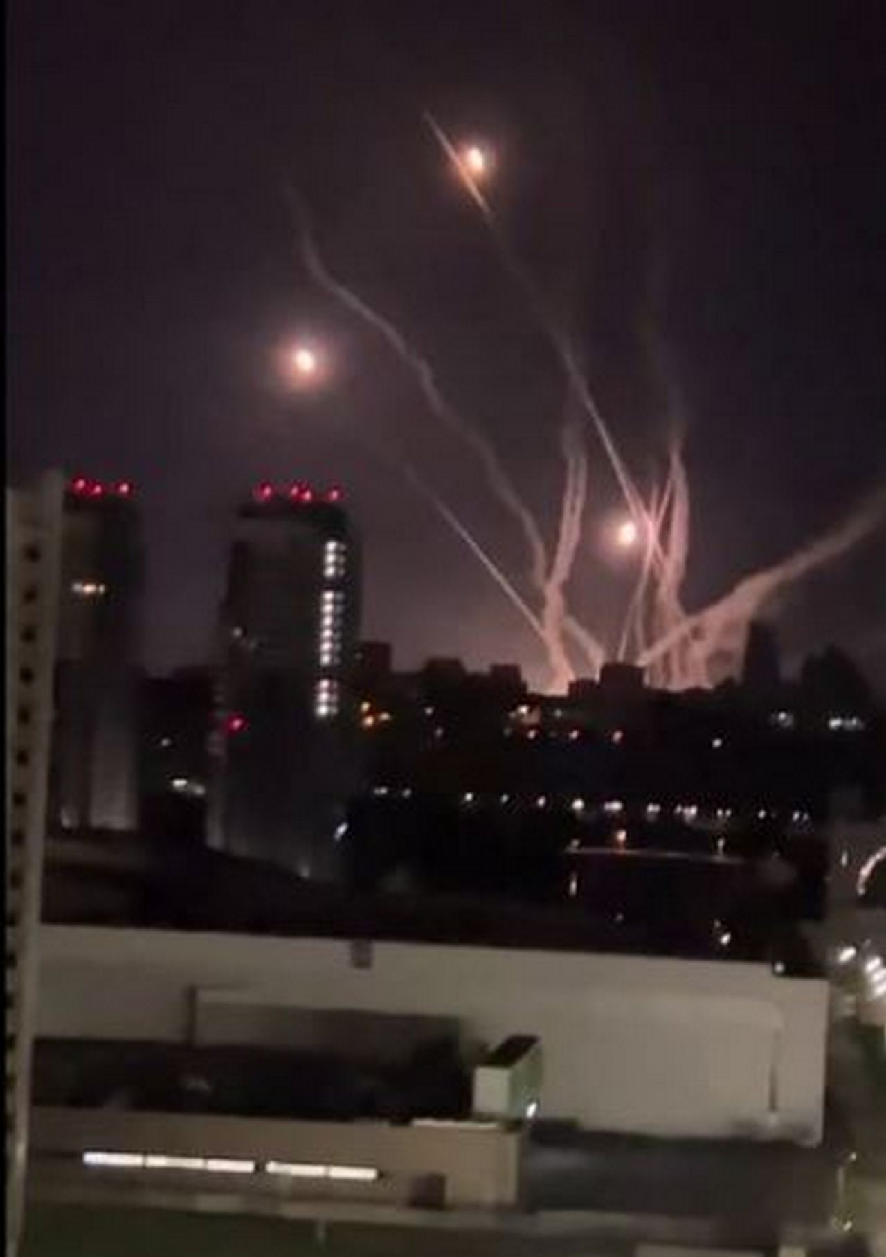 Работа ЗРК Patriot в Киеве во время ночного удара.