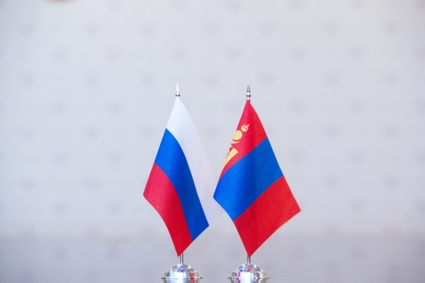 Победителей межвузовской олимпиады по русскому языку наградили в Монголии