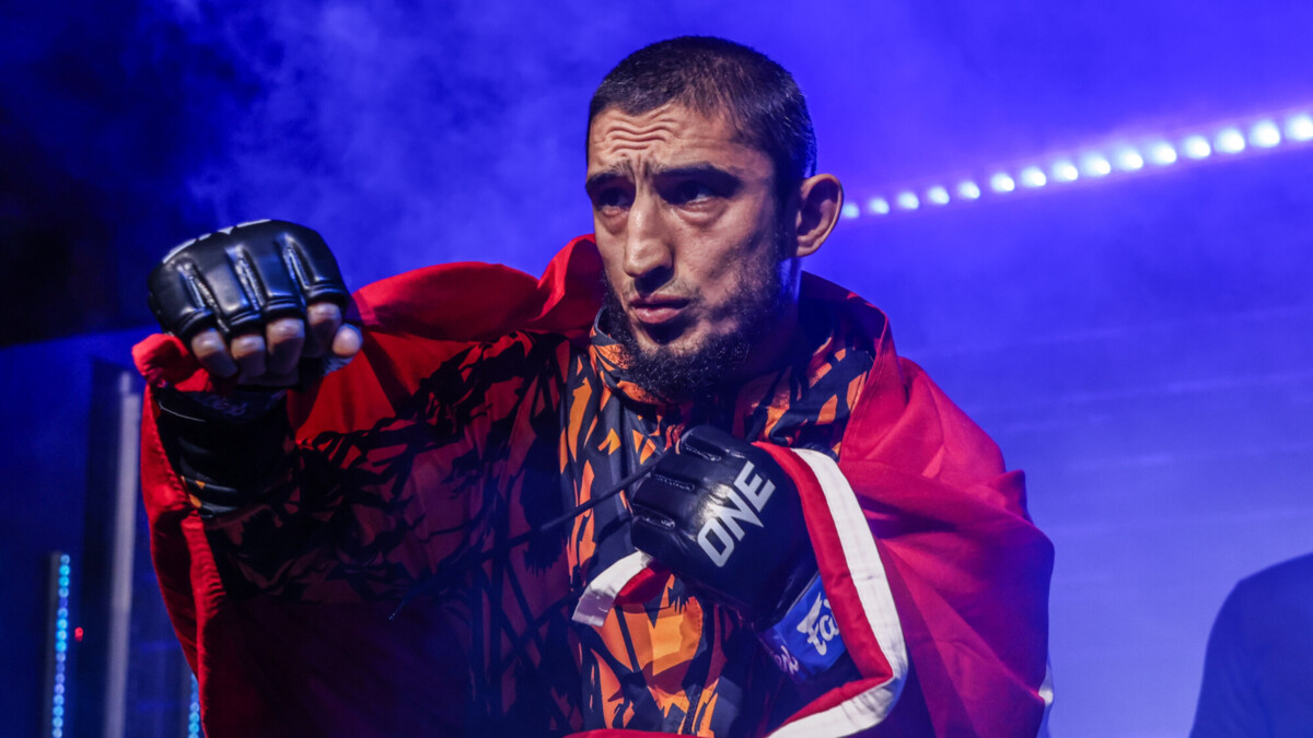 Алибег Расулов подерется за титул легкого дивизиона ONE Championship