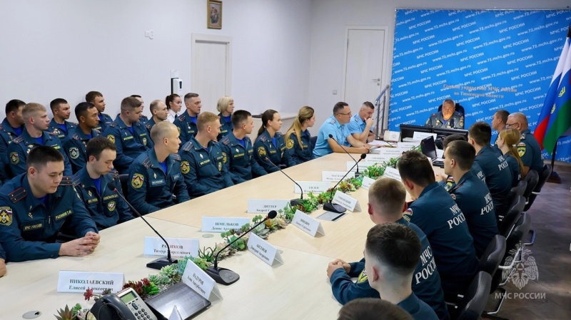 Выпускники ВУЗов МЧС России прибыли в Тюменскую область