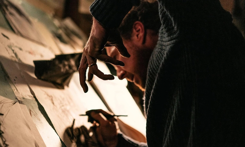 «Сущность»: Рыхлая мистика про отца-вдовца и чудо в перьях