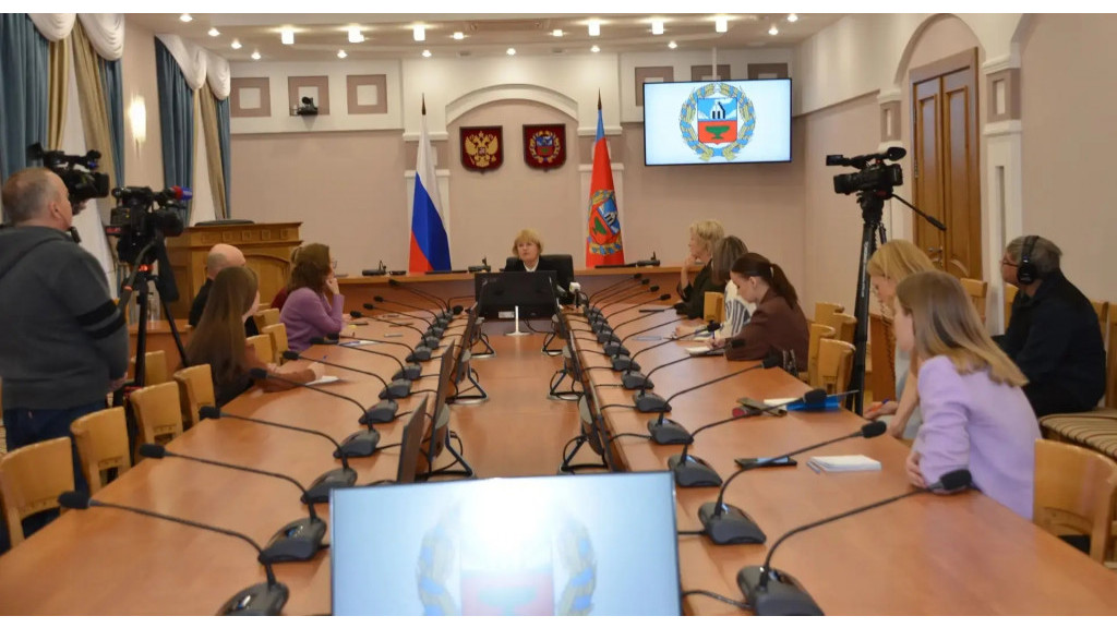 В Алтайском крае подвели итоги работы в сфере труда и занятости в 2025 году Фото №1