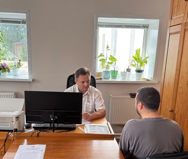 Служба по контракту