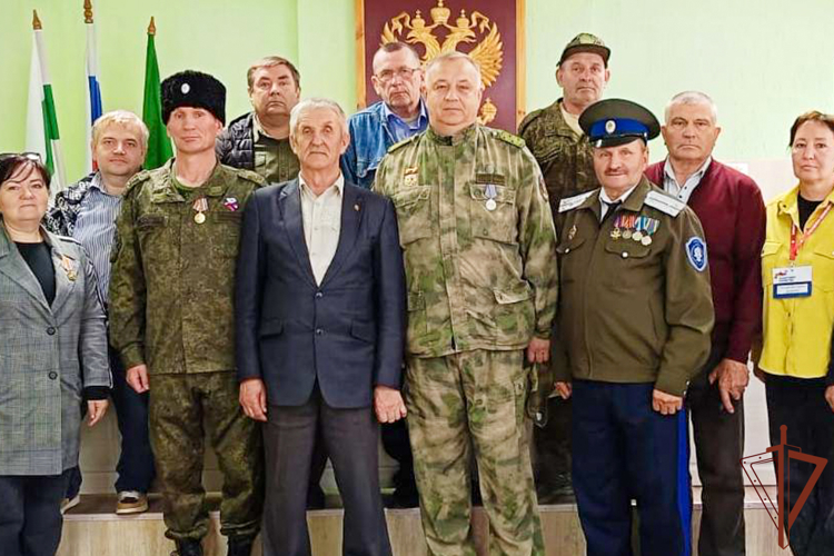 Росгвардейцы Урала провели патриотические мероприятия с подрастающим поколением