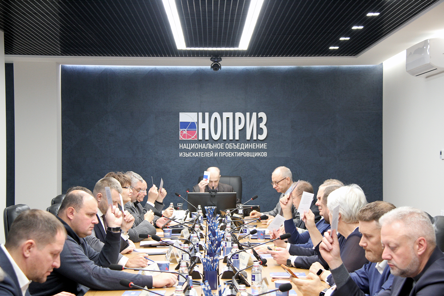 Анвар Шамузафаров провел заседание Совета НОПРИЗ