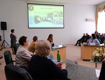 На расширенном заседании обсудили антинаркотическую политику в округе