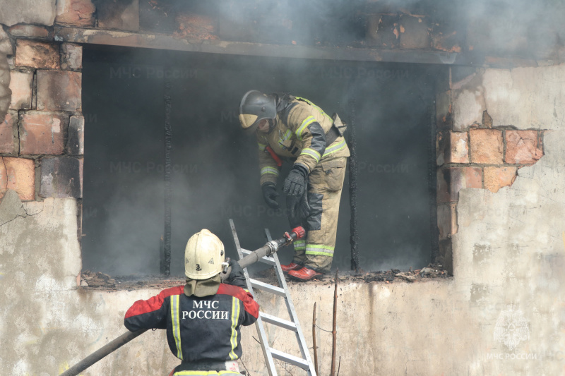 За прошедшую неделю пожарно-спасательные подразделения ликвидировали 43 пожара