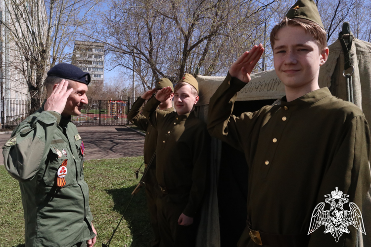 Красноярские сотрудники Росгвардии приняли участие в реконструкции военных «Уроков Победы»