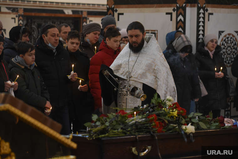 Похороны нава. Похороны детей погибших. Похороны детей погибших в Донбассе.