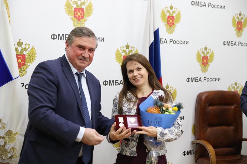 Специалист в области спорта. Церемония награждения.