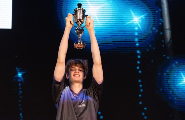 Белгородец Кирилл Лобань победил на чемпионате России по киберспорту