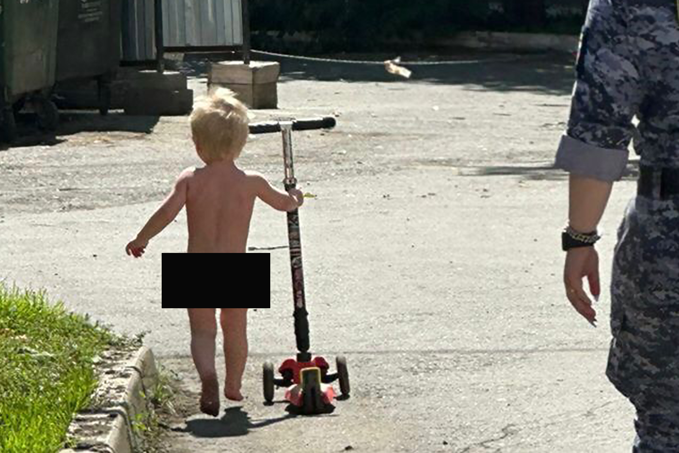 смотреть онлайн голые с детьми фото 43