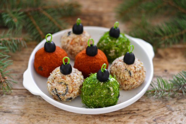 Салат Елочные шарики