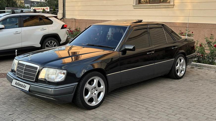 Mercedes-Benz E 280 (W124) продают на Kolesa.kz за 9.5 млн тенге