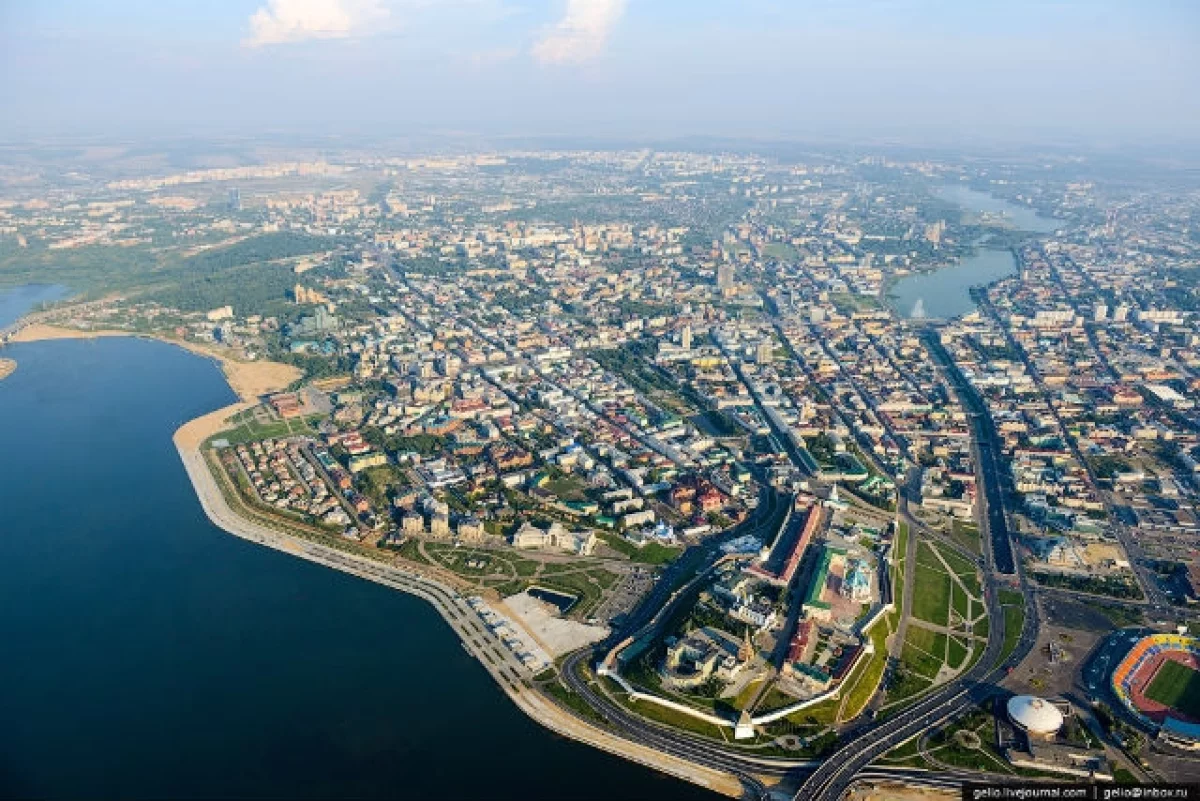 Столица казань субъект. Казань столица Республики Татарстан. Казань сверху. Казань вид сверху. Казань с высоты птичьего.