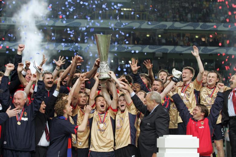 ЦСКА празднует победу в Лиссабоне, 2005 год