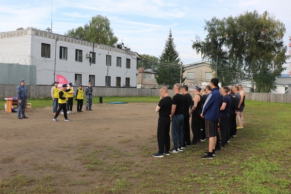 В ИК-25 ГУФСИН России по Челябинской области осужденные сдали нормативы Всероссийского физкультурно-спортивного комплекса «Готов к труду и обороне» 