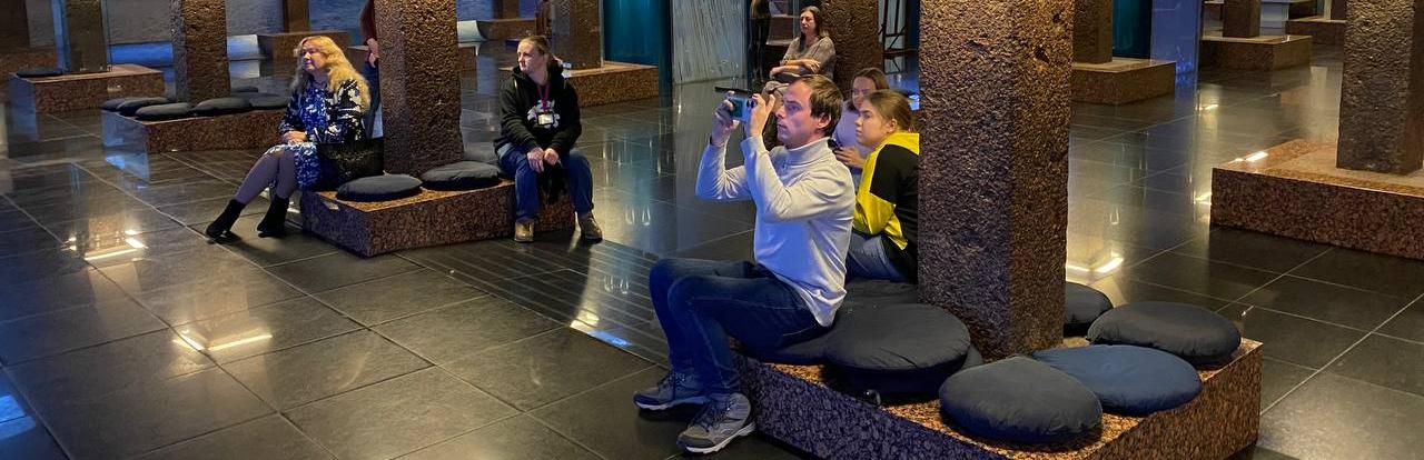 Афиша на декабрь 2025: «Многомерность культуры» приглашает молодёжь с инвалидностью на культурные мероприятия