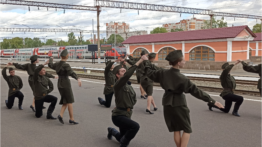 На вокзале Брянск-Орловский 8 мая пройдет акция «Вальс Победы»
