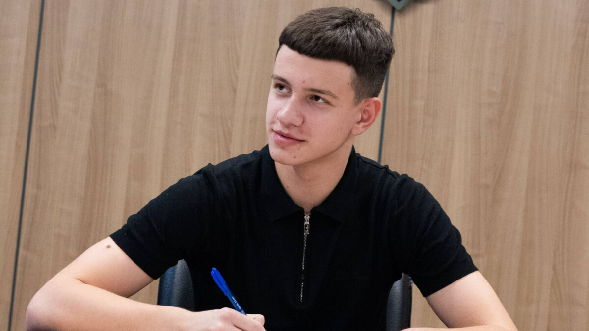 ЦСКА подписал контракт с 15‑летним нападающим юношеской сборной России Лукьяновым