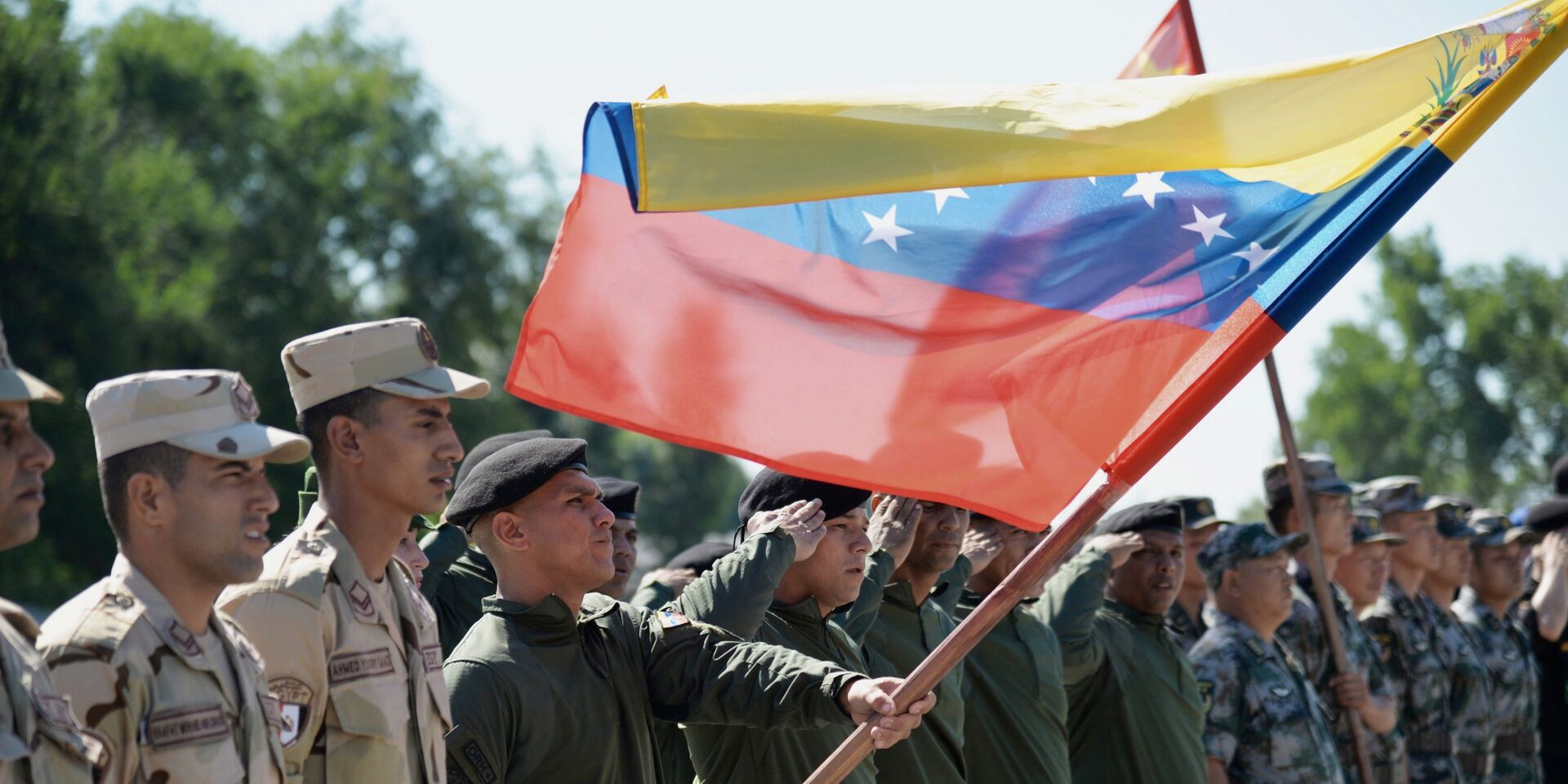 Конкурс Мастера автобронетанковой техники в Воронежской области - ИноСМИ, 1920, 01.11.2025